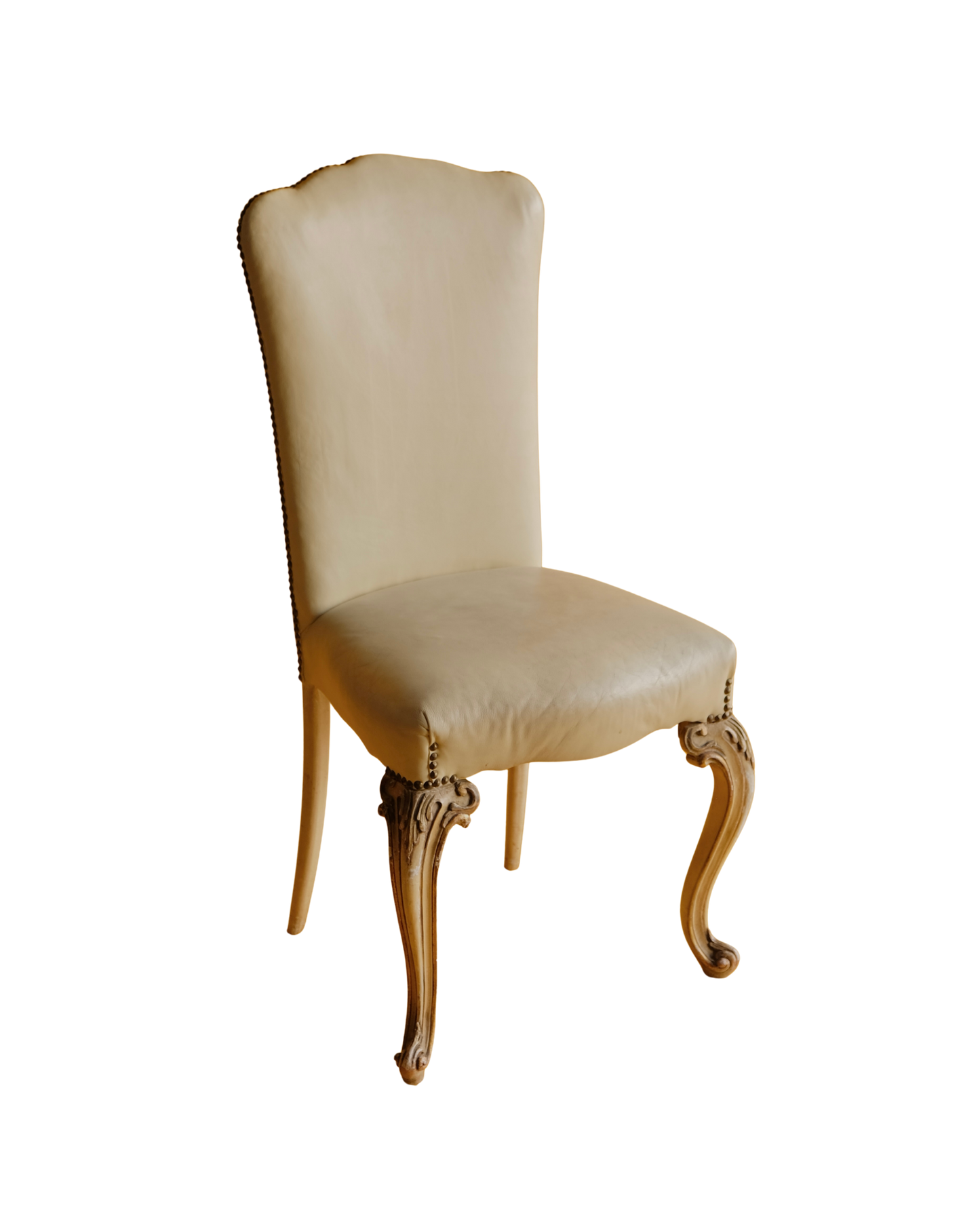 SET OF SIX LOUIS XV DINING CHAIRS w. ORIGINAL LEATHER UPHOLSTERY