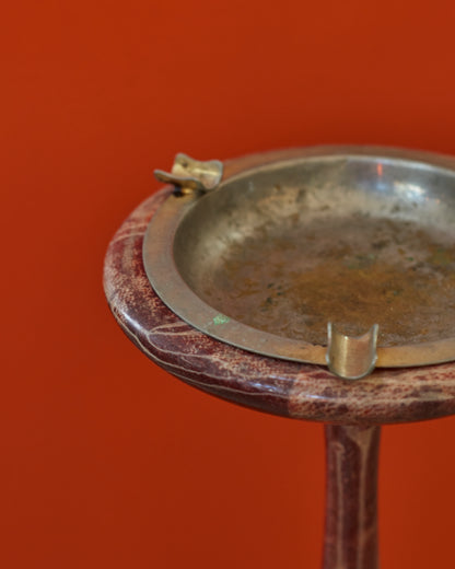 TEXTURED STANDING ASH TRAY w. BRASS BASE