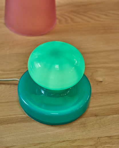 GREEN STAND TABLE LAMP