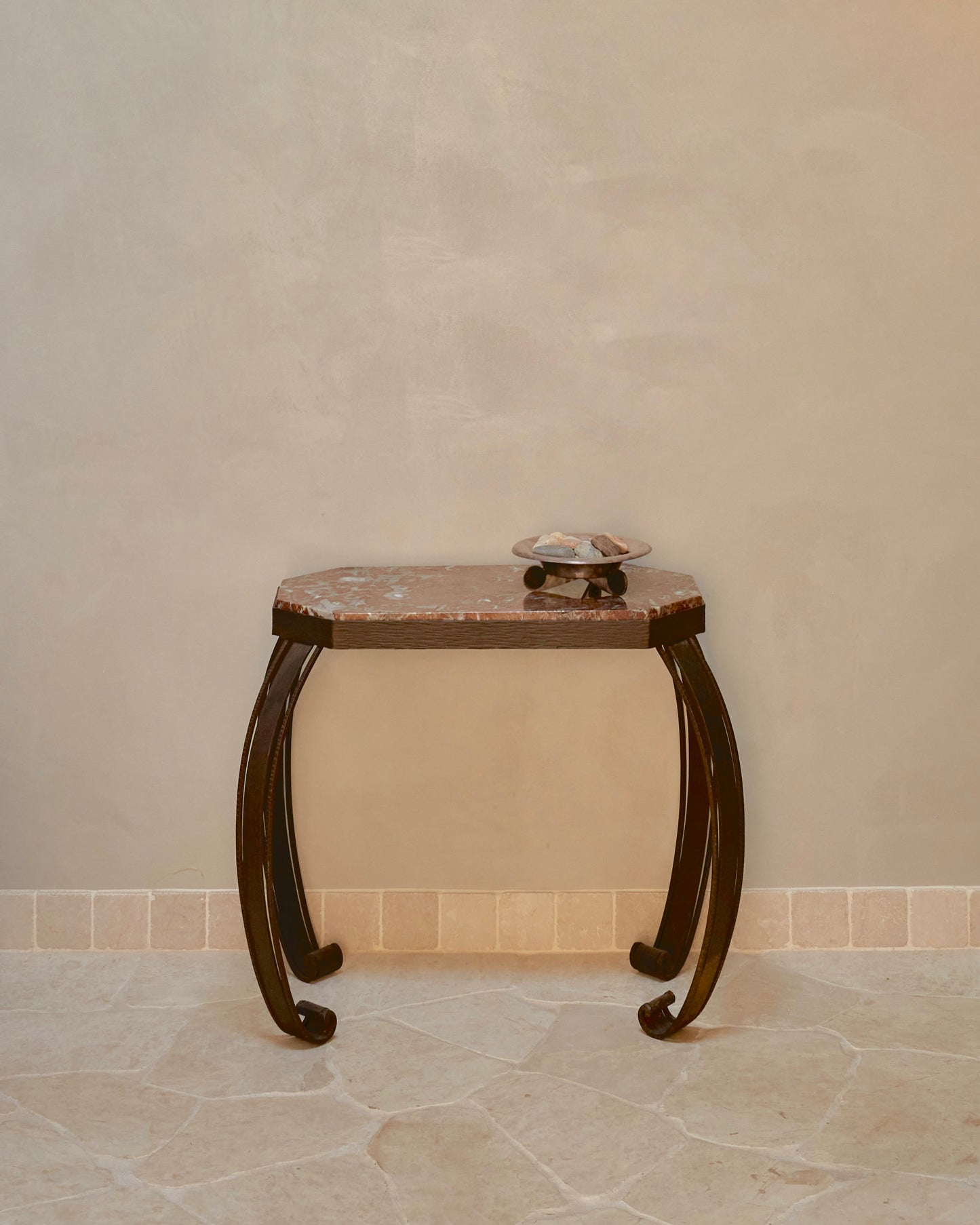 CURVED IRON LEG MARBLE SIDE TABLE w. HANDMADE MARKINGS