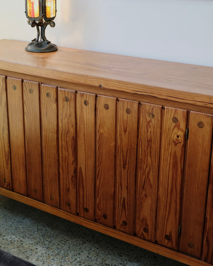 SLATED FRENCH PINE CONSOLE w. STORAGE