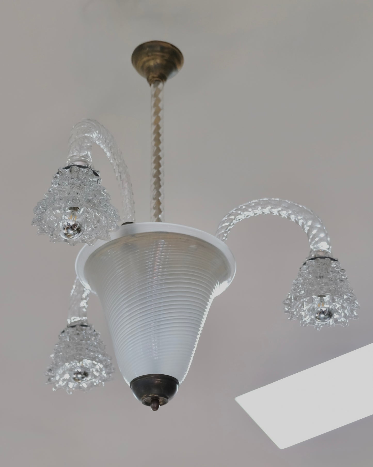 CURVED THREE ARMED ROSTRATO PENDANT