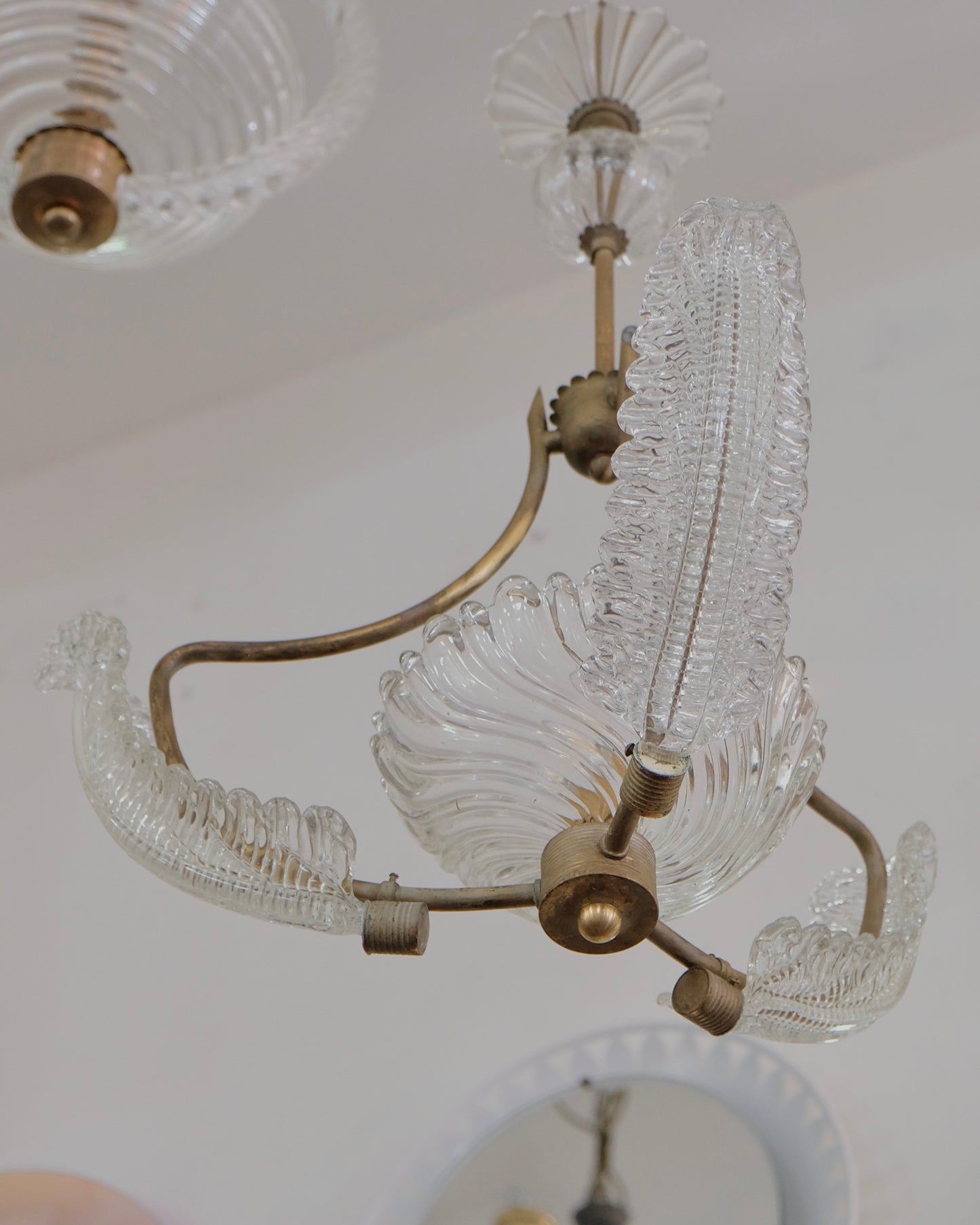 BAROVIER & TOSO THREE ARMED LEAF PENDANT