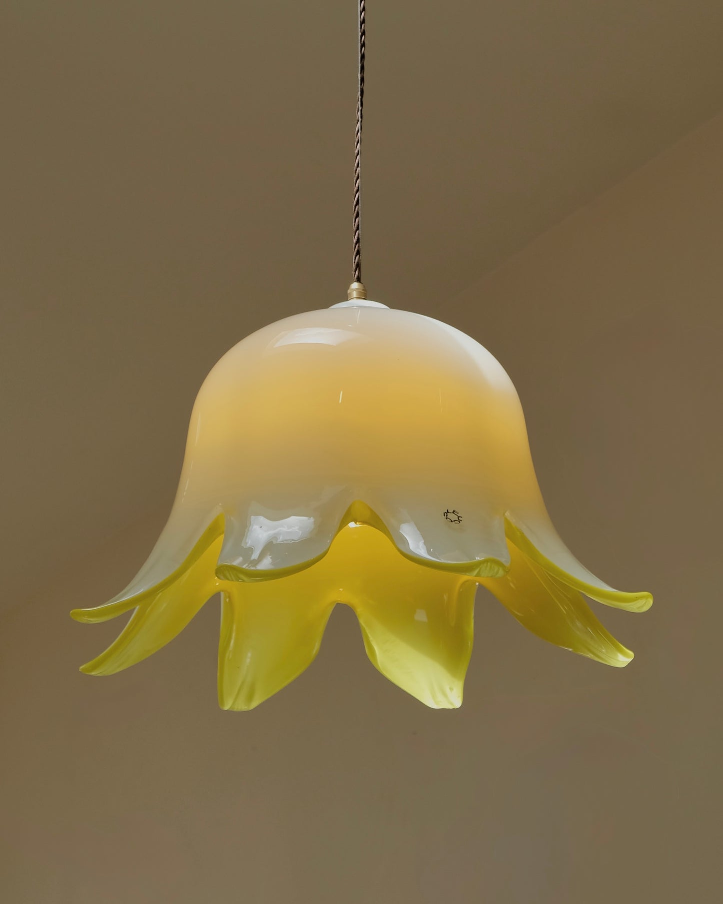 YELLOW MURANO GLASS BELLFLOWER PENDANT