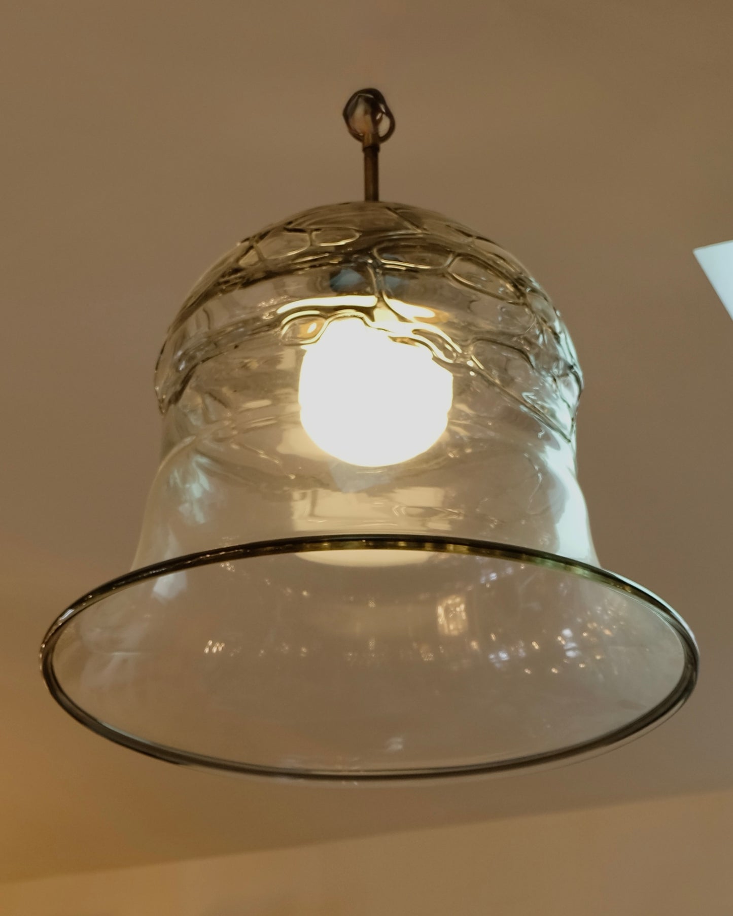 TEXTURED MURANO GLASS BELL PENDANT