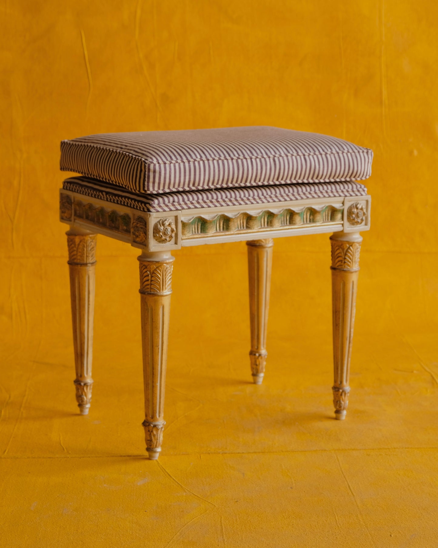 LOUIS XVI GILDED MAKE UP STOOL