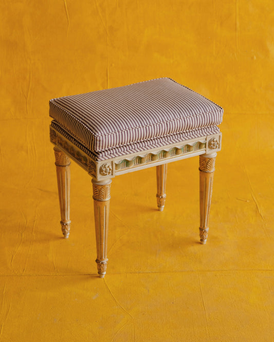 LOUIS XVI GILDED MAKE UP STOOL