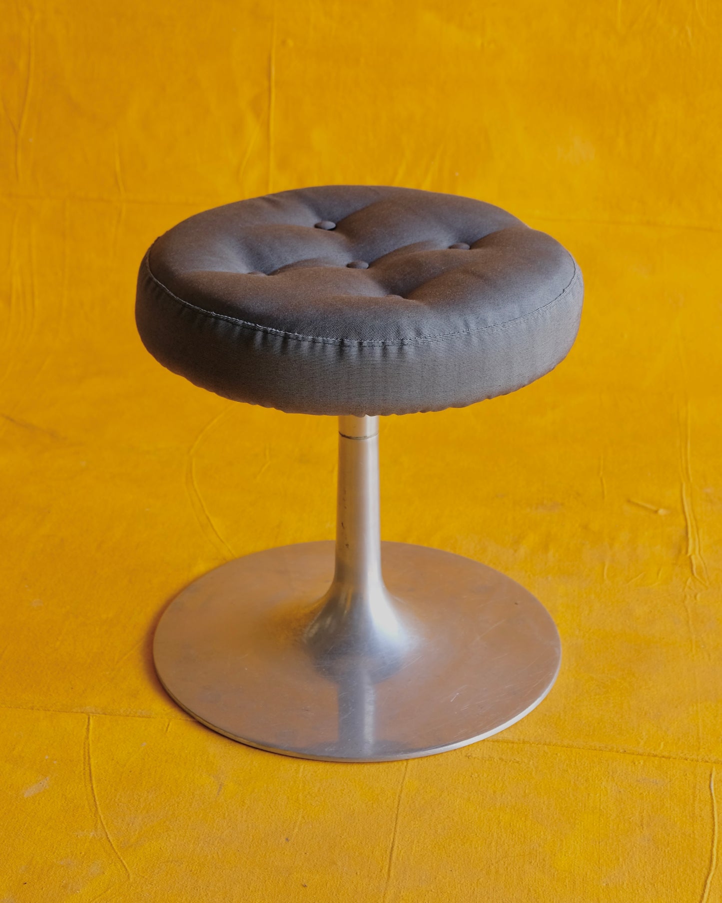 CHROME TULIP DRESSING STOOL