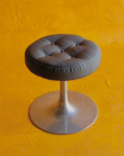 CHROME TULIP DRESSING STOOL