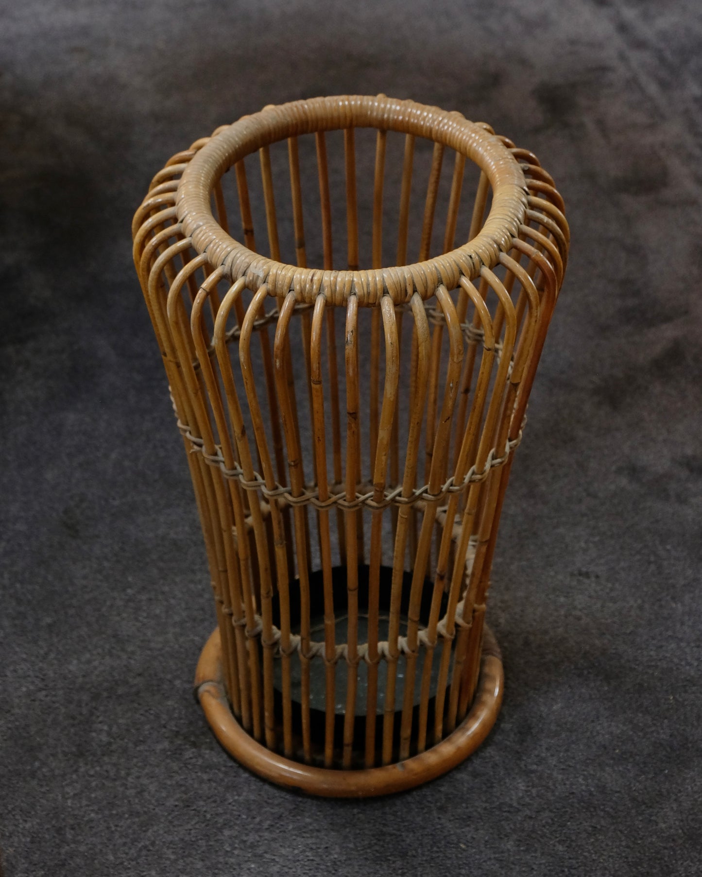 RATTAN UMBRELLA STAND