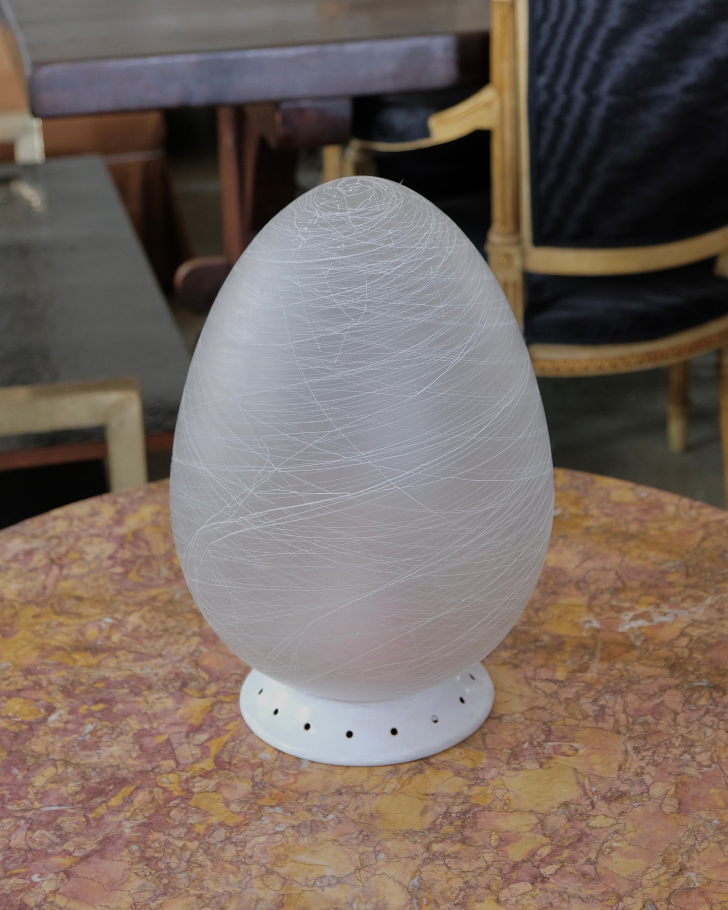 FROSTED MURANO GLASS EGG LAMP