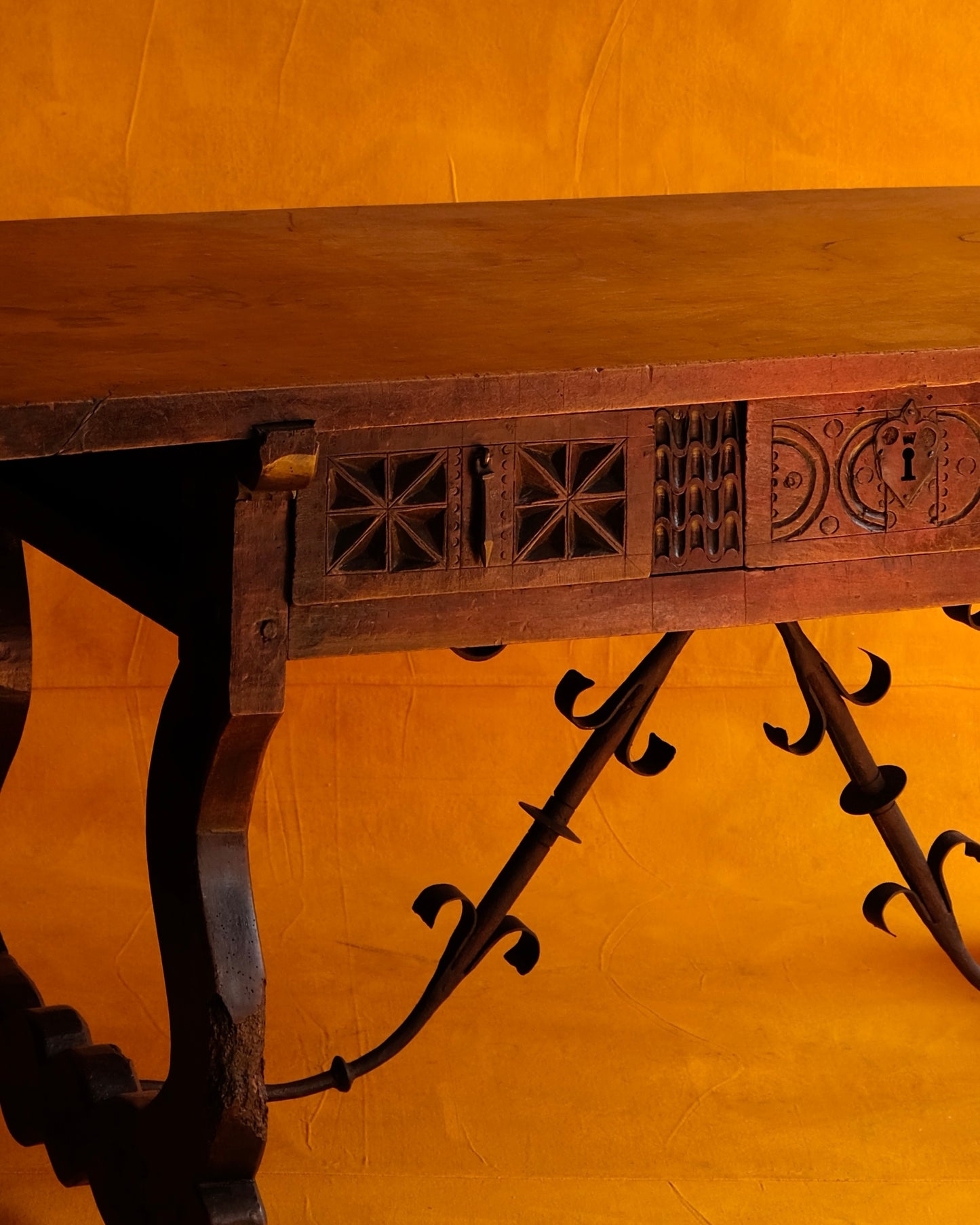 SPANISH 17th CENTURY CONSOLE TABLE