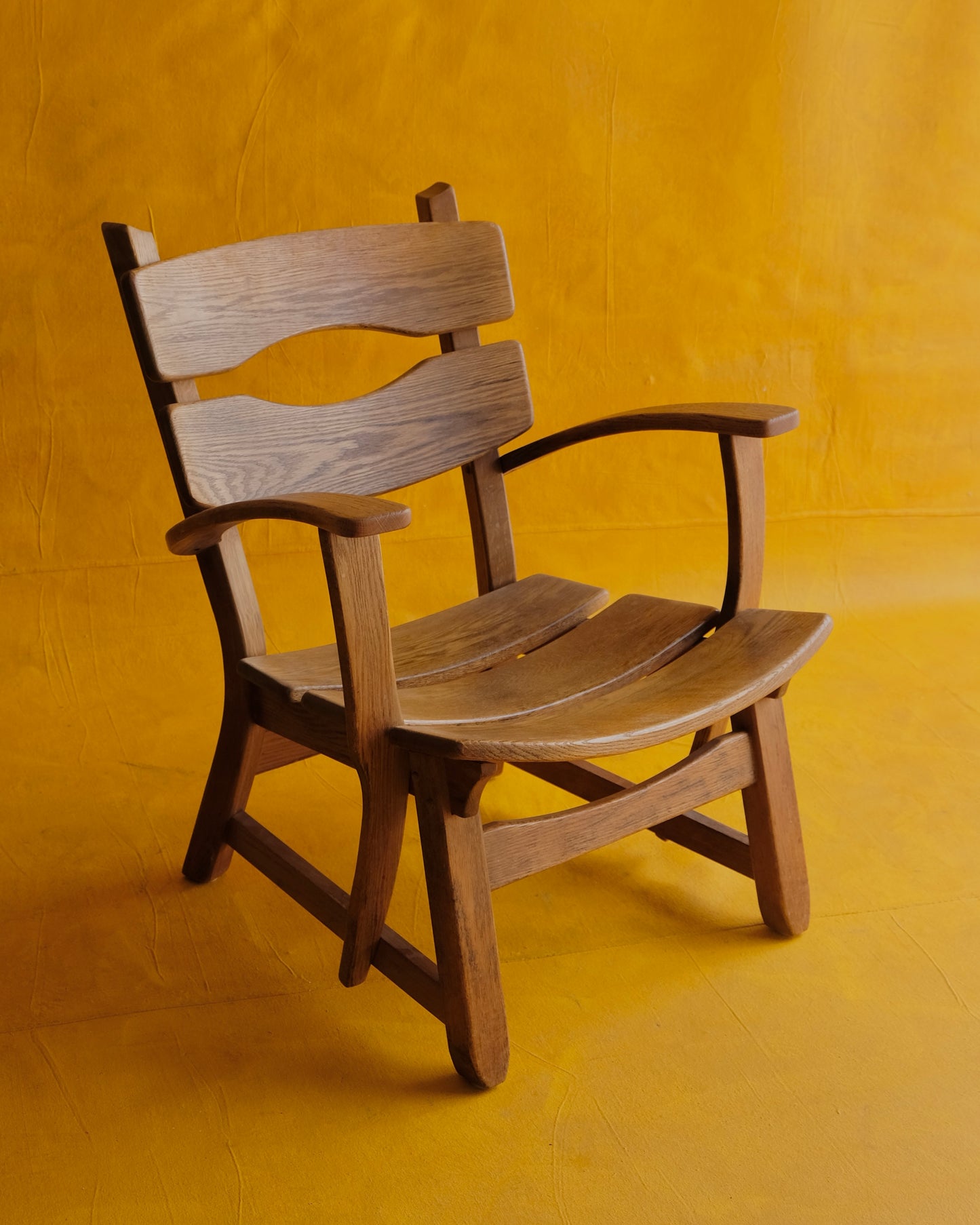 PAIR OF SCULPTURAL FRENCH OAK ARMCHAIRS