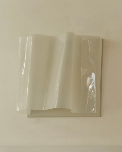 WAVED ABSTRACT GLASS LOGICO SCONCES