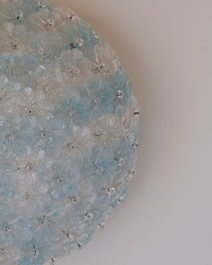 MEDIUM BLUE SEGUSO FLORAL OYSTER LIGHT