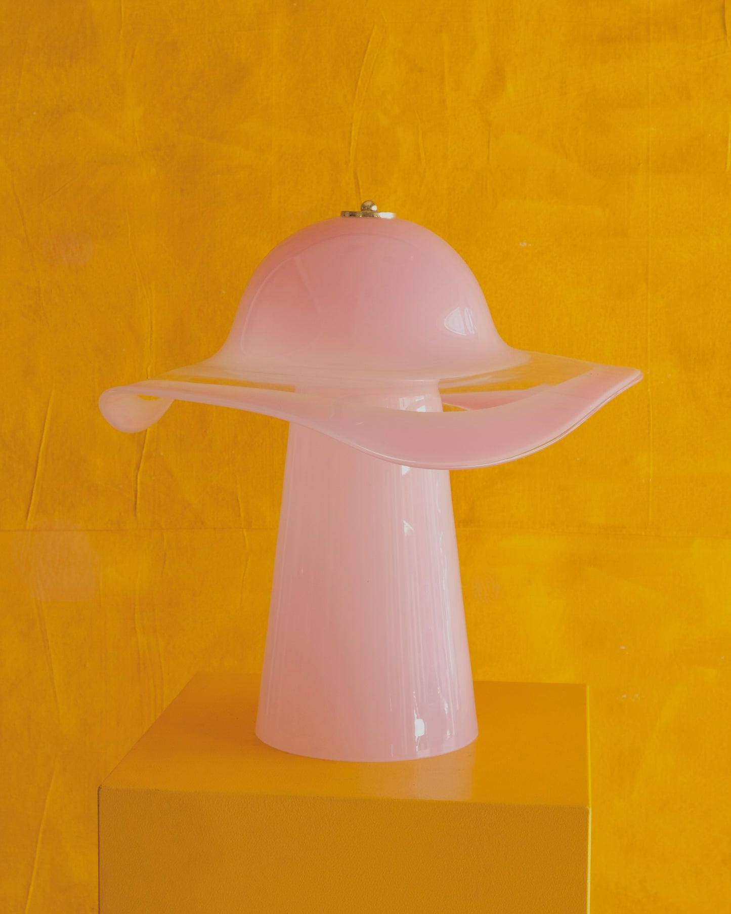 PINK MURANO GLASS TABLE LAMP w. CLEAR SHADE DETAIL