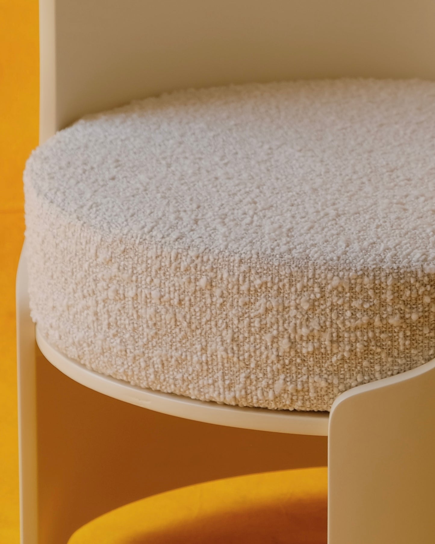 PAIR OF CREAM UPHOLSTERED CHAIRS
