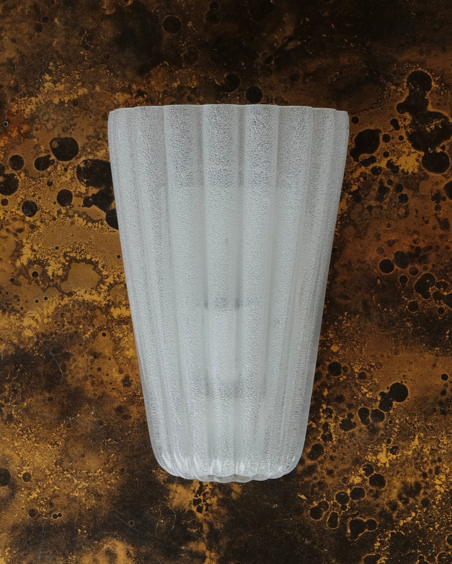 PAIR OF FLUTED TEXTURED MURANO GLASS SCONCES