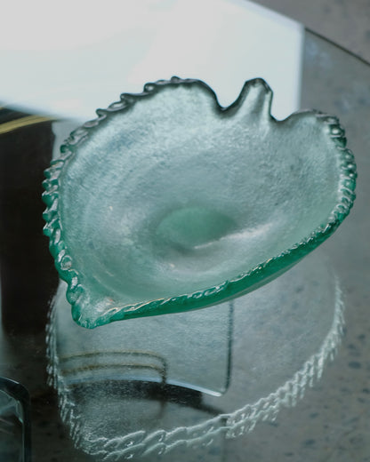HAND BLOWN GLASS LEAF BOWL