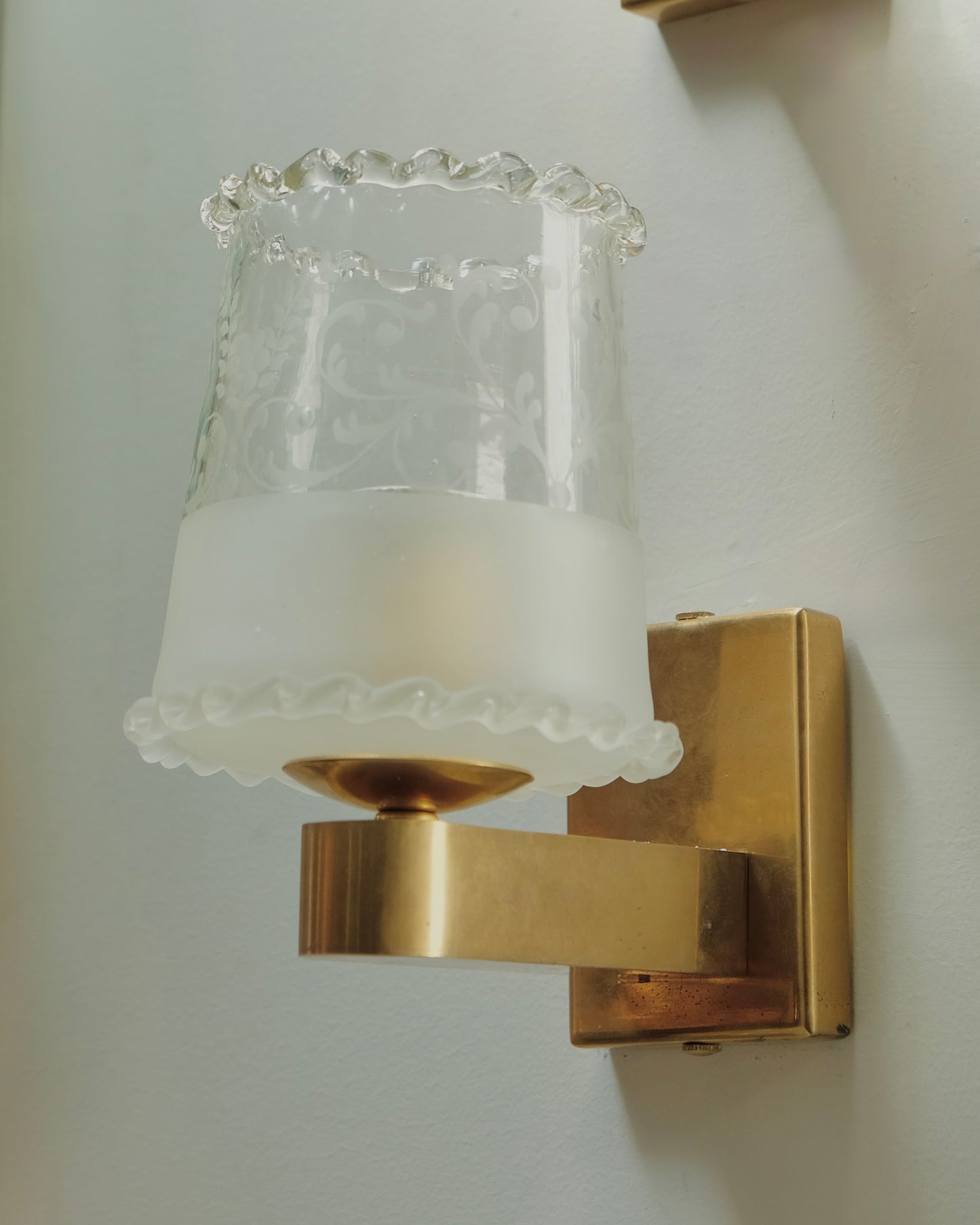 TRIO OF FROSTED MURANO GLASS ETCHED WALL SCONCES