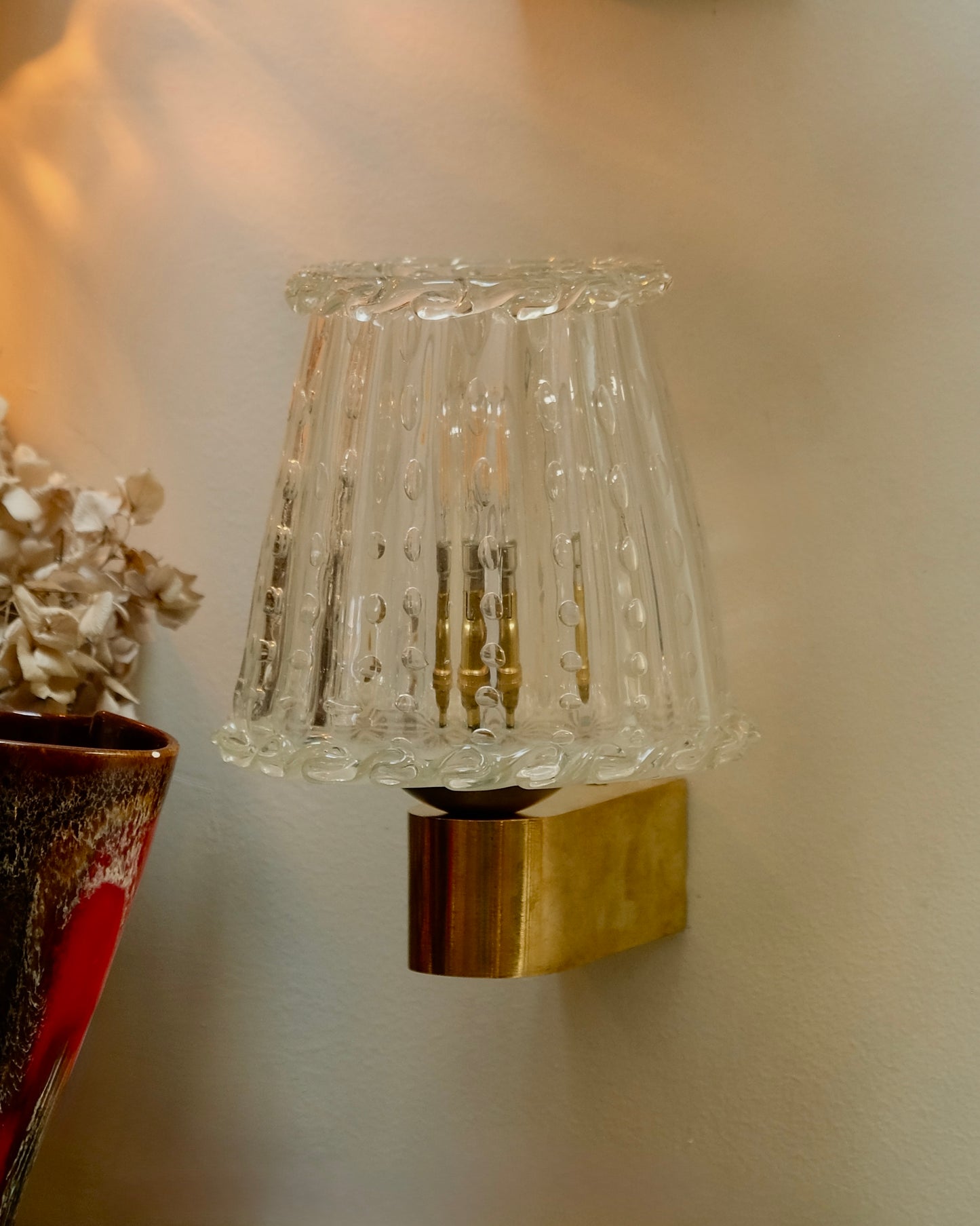 PAIR OF MURANO SEEDED GLASS BRASS MOUNT SCONCES