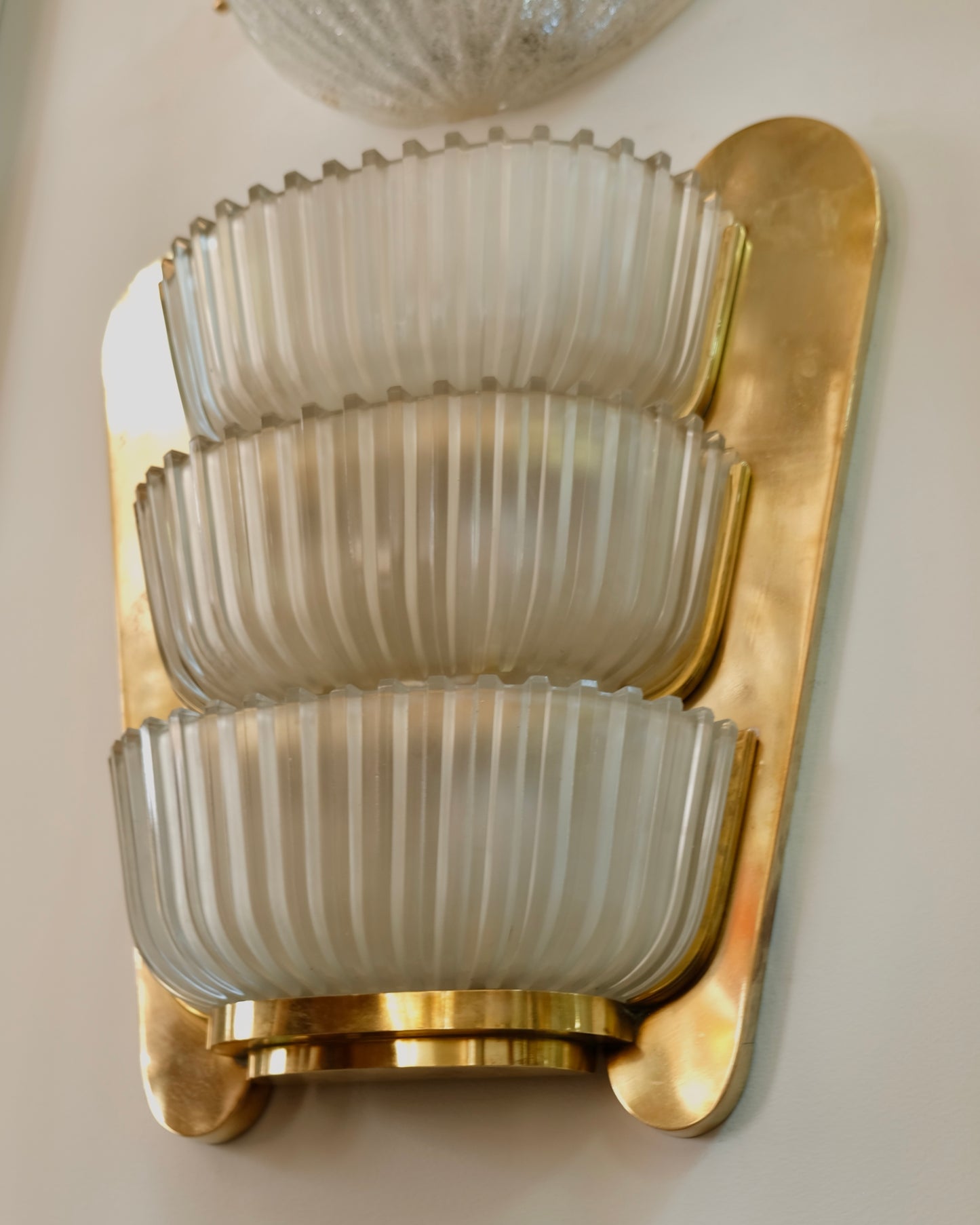 SINGLE BRASS ART DECO TRIO LIGHT WALL SCONCE
