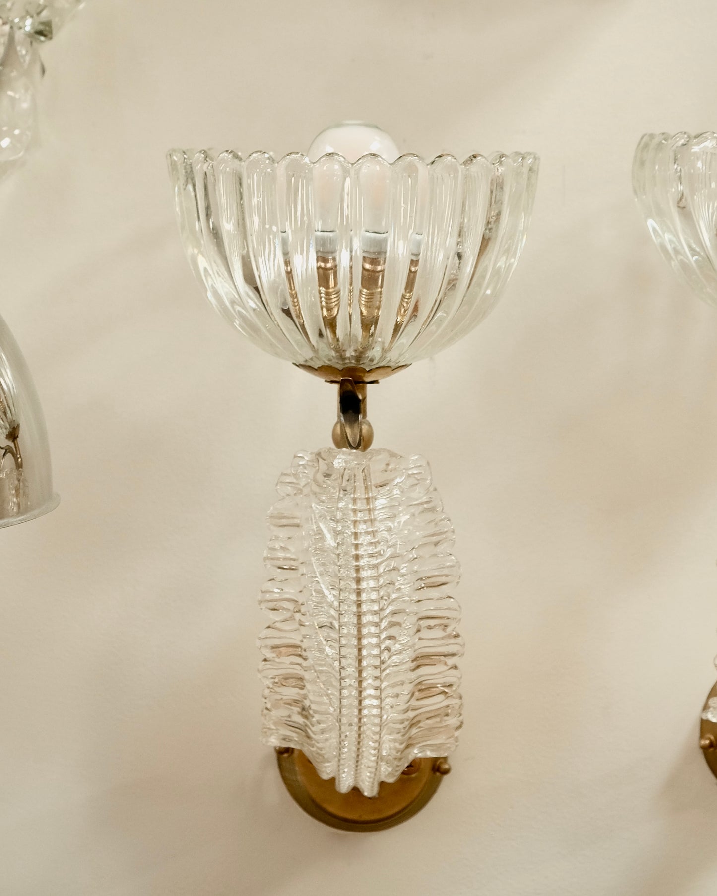 PAIR OF MURANO GLASS LEAF SINGLE ARMED SCONCES