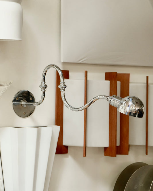 ADJUSTABLE CURVED STEEL WALL SCONCE