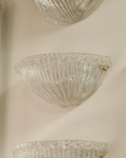 SINGLE TEXTURED MURANO GLASS FLUTED DISH SCONCE