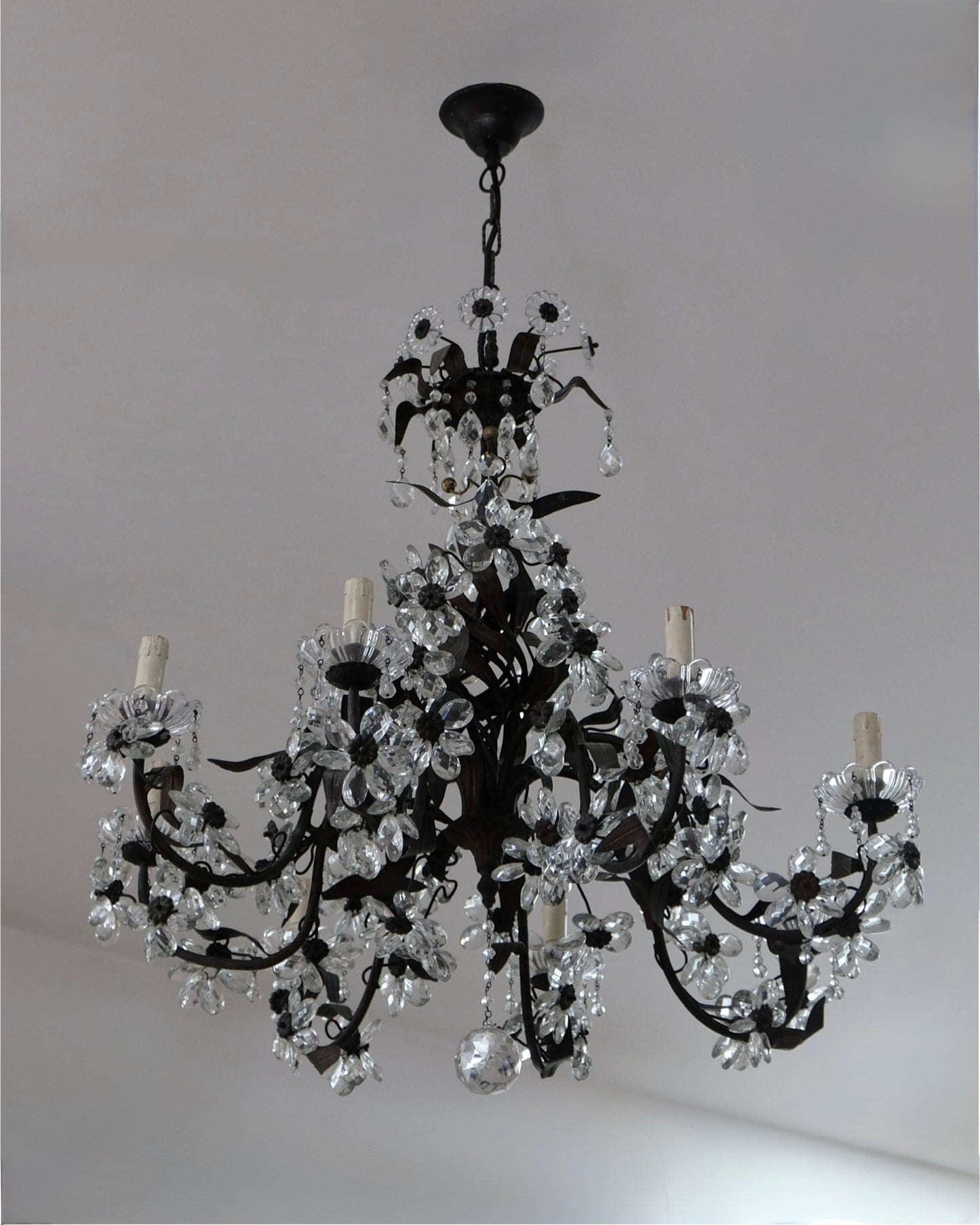 FLORENTINE CHANDELIER w. CRYSTAL ROSETTES