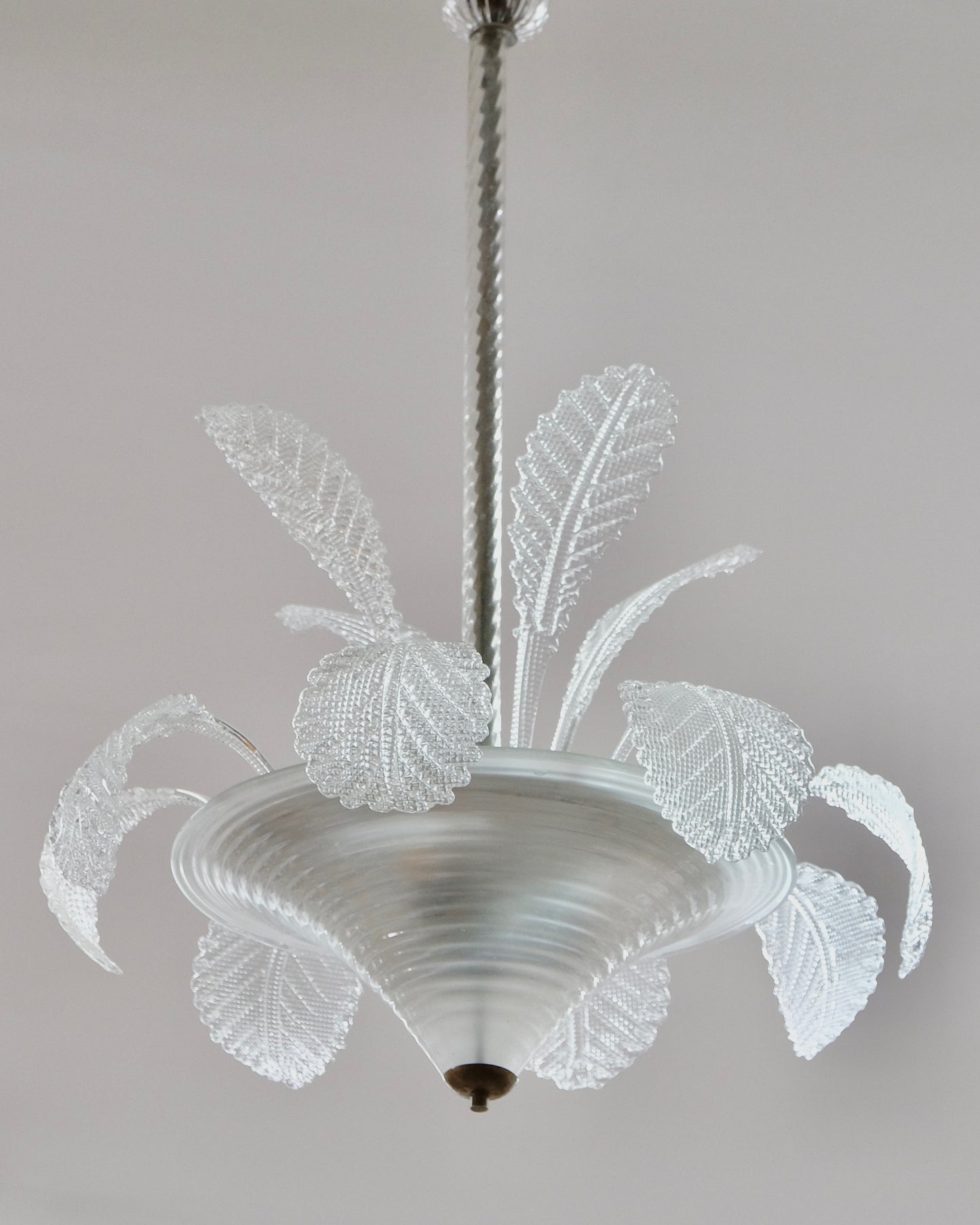 MURANO GLASS CURLED LEAF PENDANT