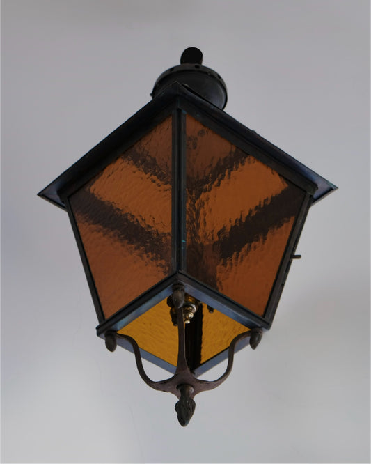 OUTDOOR LANTERN w. BRASS DETAIL