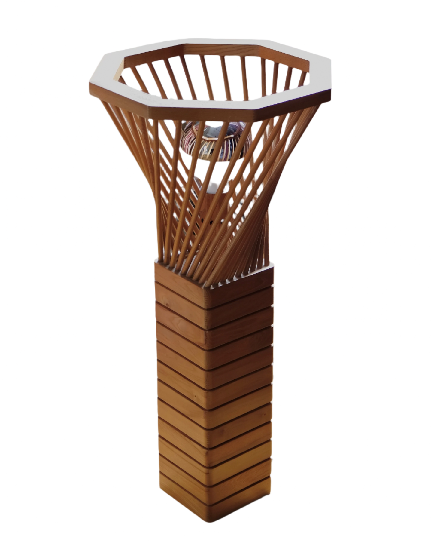 SCULPTURAL WOODEN FLOOR LAMP