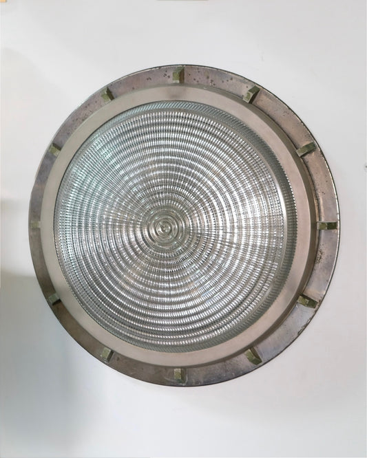 BRUTALIST OYSTER LIGHTS