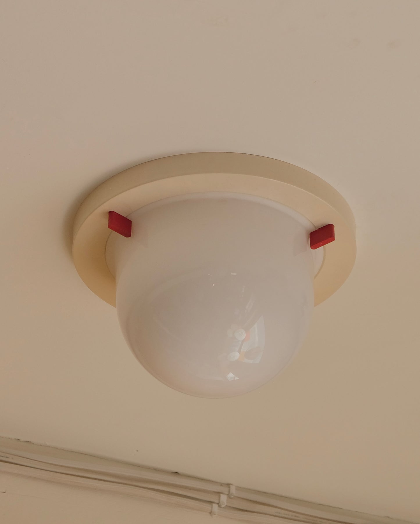 SMALL PLEXIGLASS RED LOCK FLUSH MOUNT