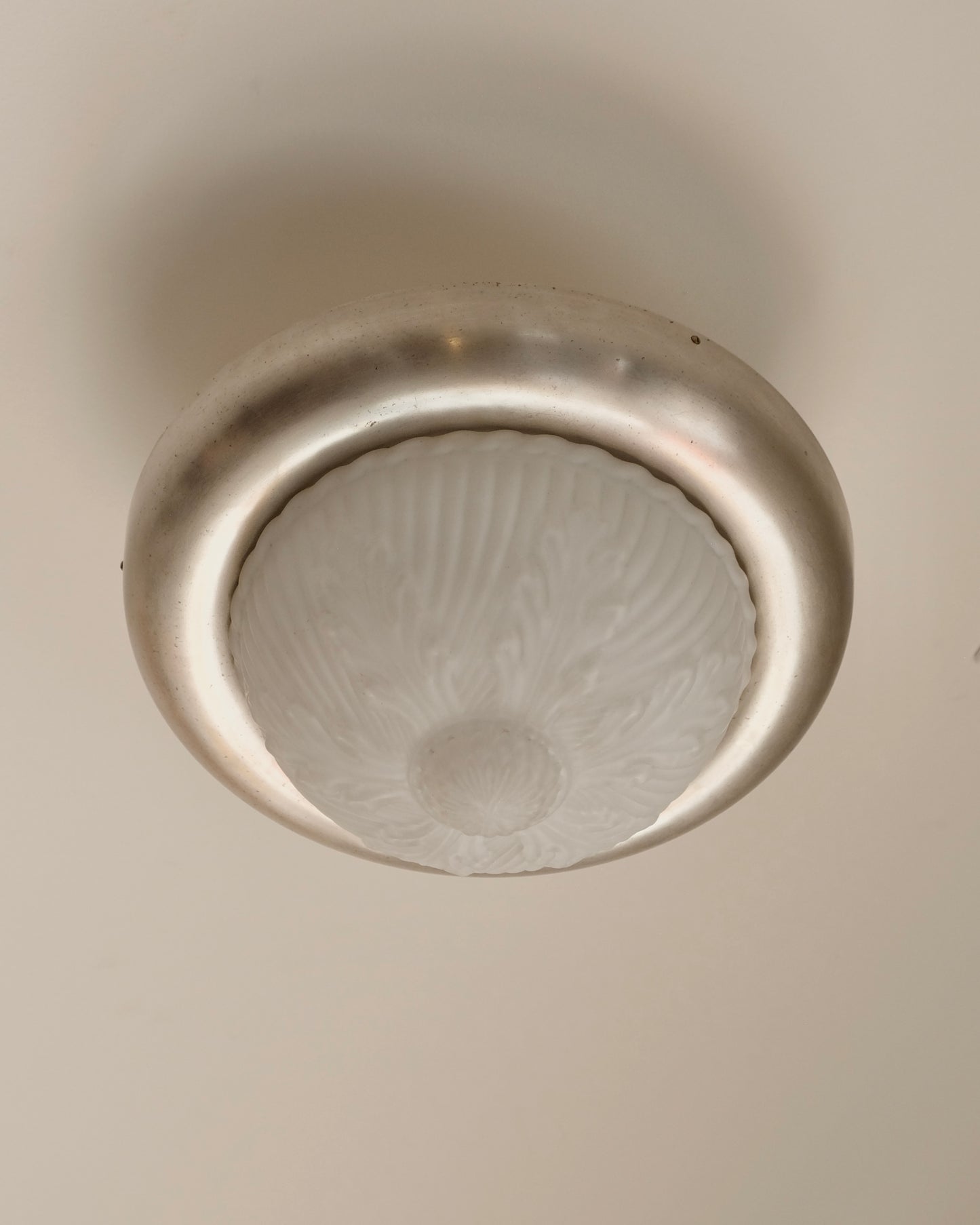 FRENCH FROSTED GLASS LEAF FLUSH MOUNT