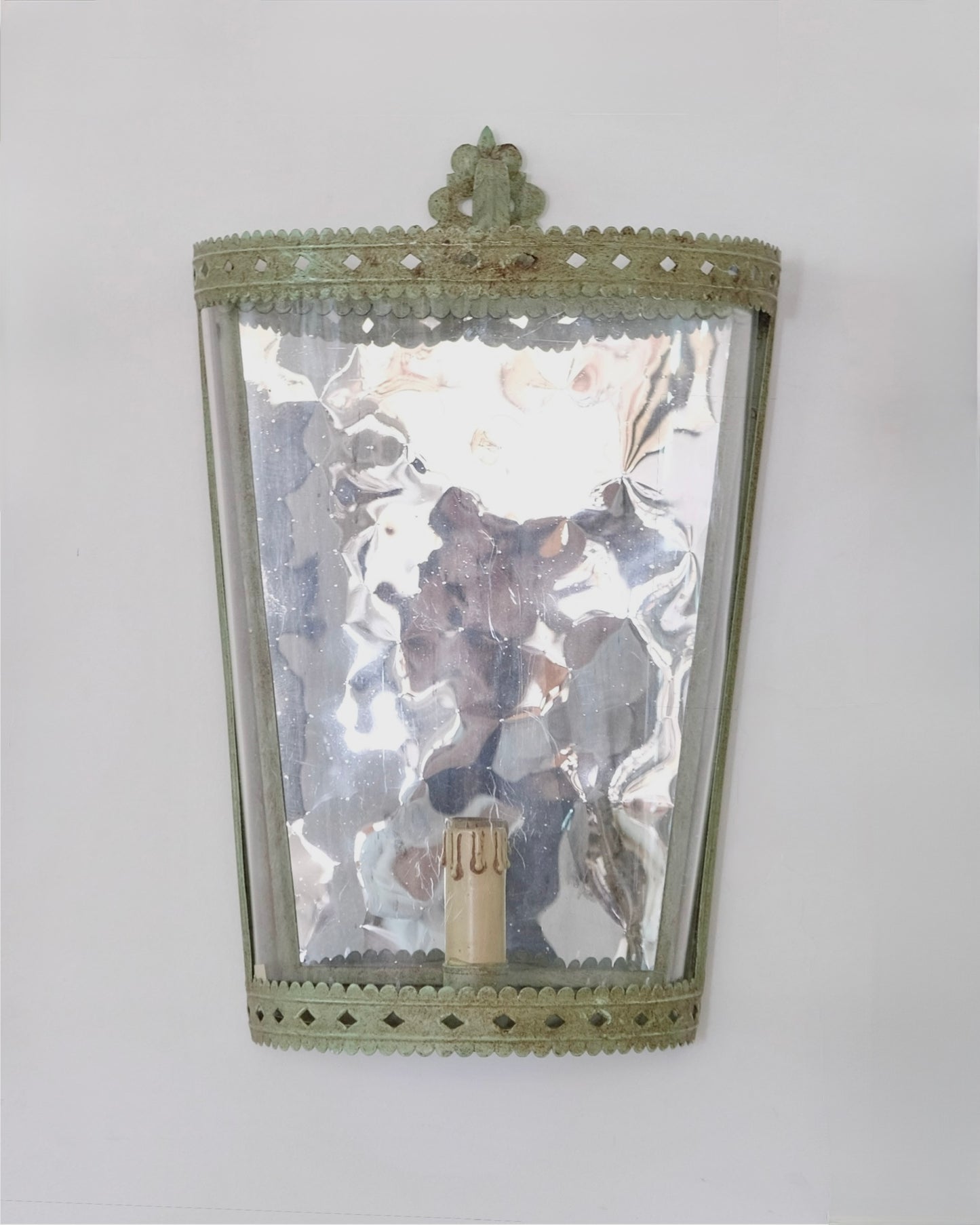 TOLEWARE MIRROR WALL LIGHTS w. PATINATION FINISH