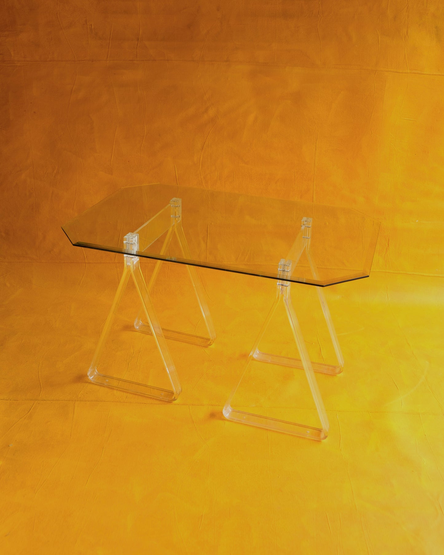 BEVELLED GLASS TRESTLE TABLE w. PLEXIGLASS BASE