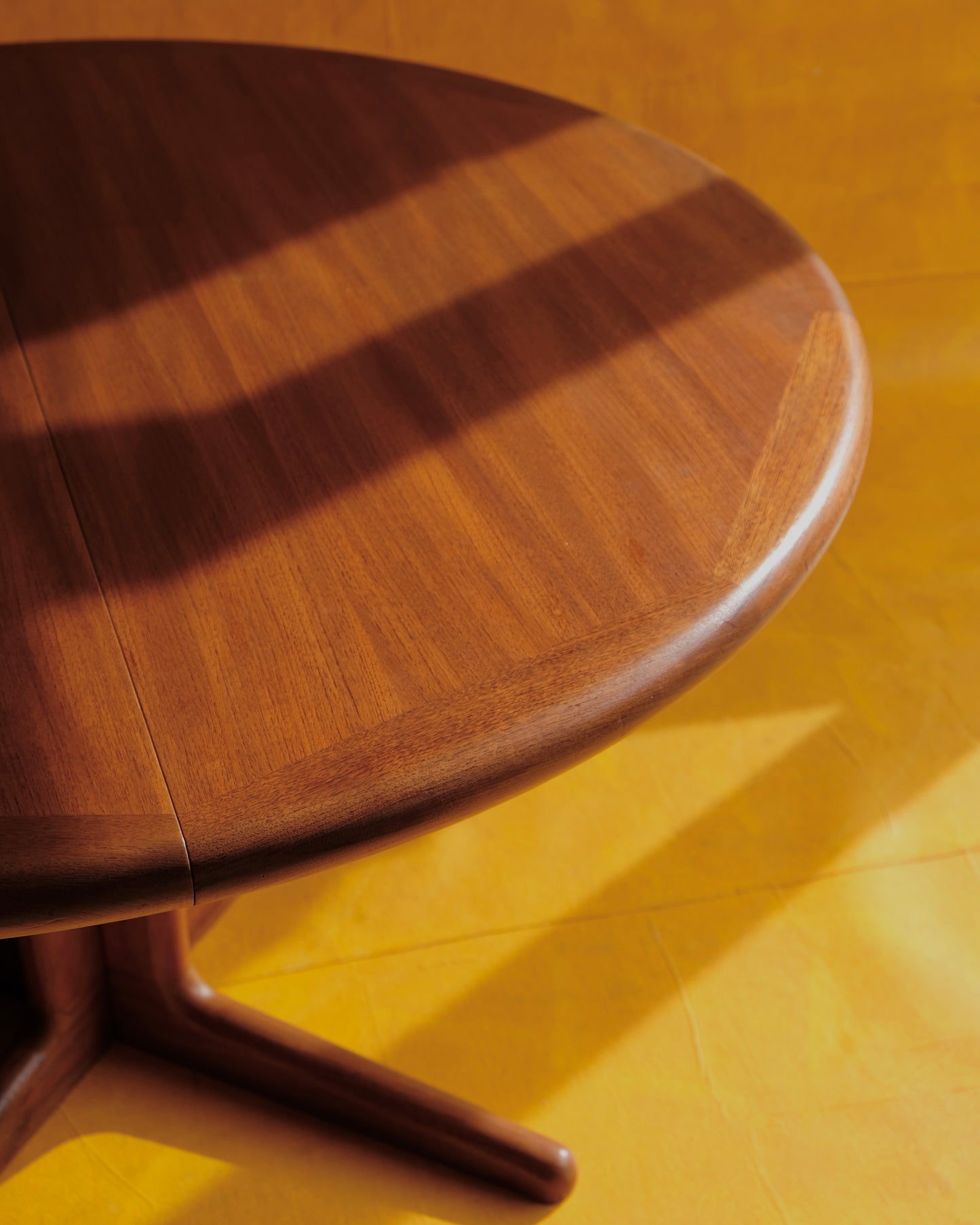 DANISH EXTENDABLE TEAK DINING TABLE