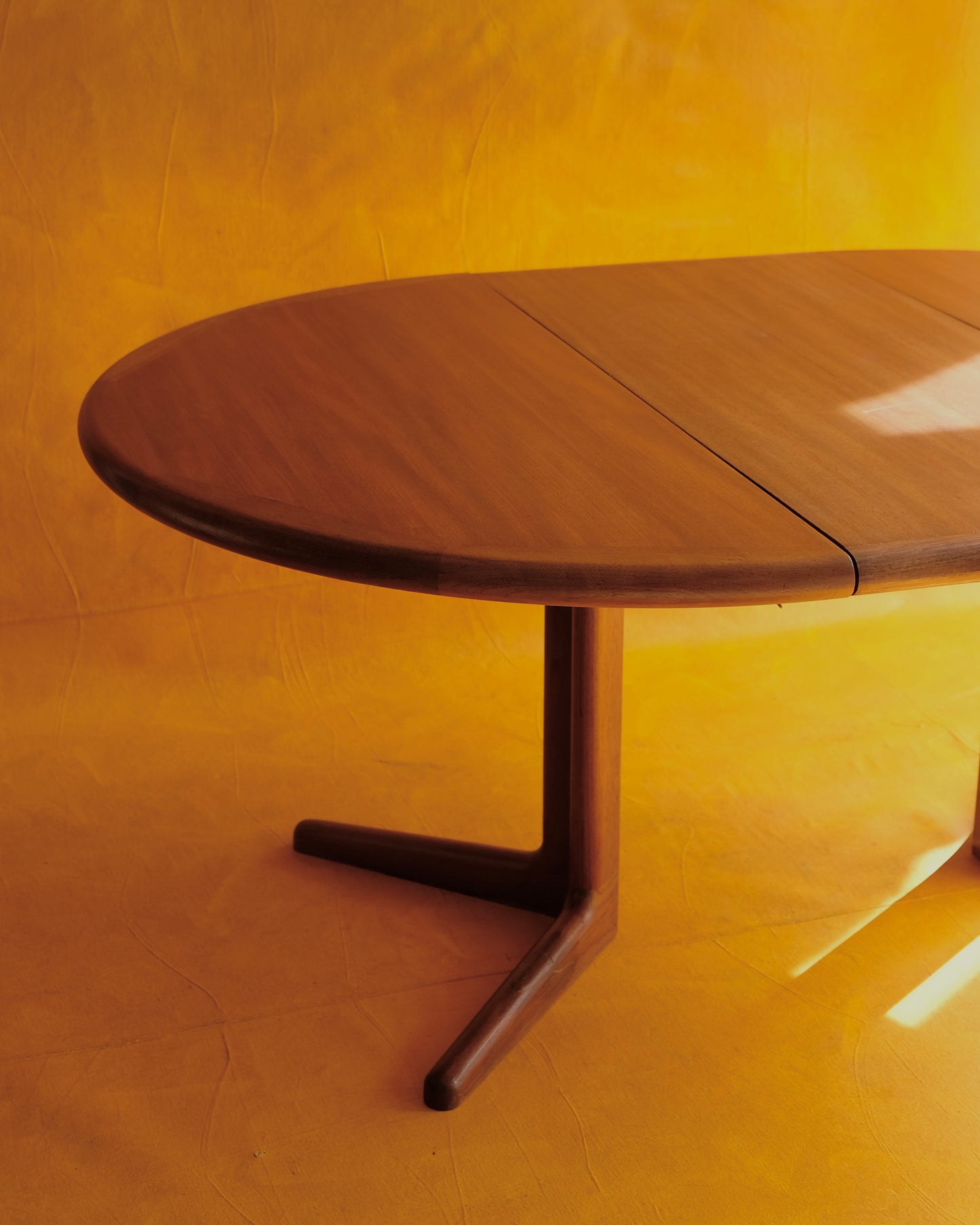 DANISH EXTENDABLE TEAK DINING TABLE