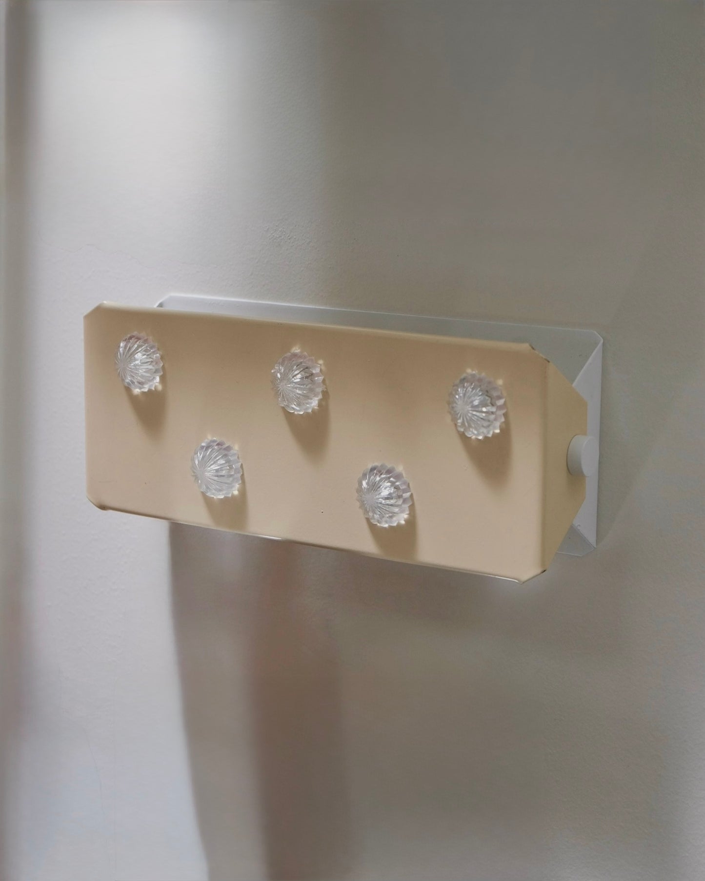 DIAMOND ALUMINIUM SCONCE
