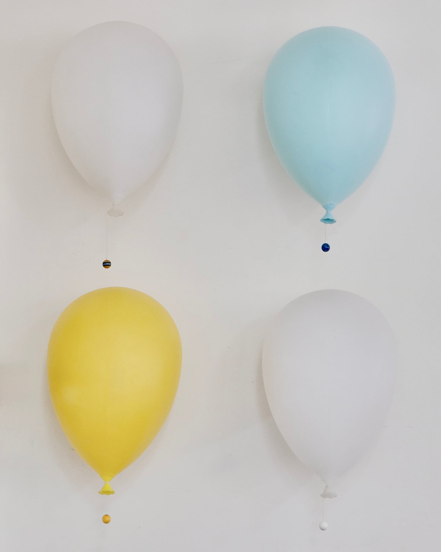 SET OF FIVE COLOURED BALLOON LIGHTS