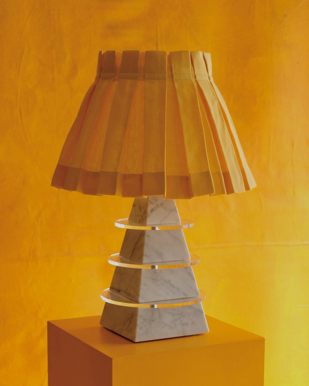 MARBLE & PLEXIGLASS DISC PYRAMID LAMP