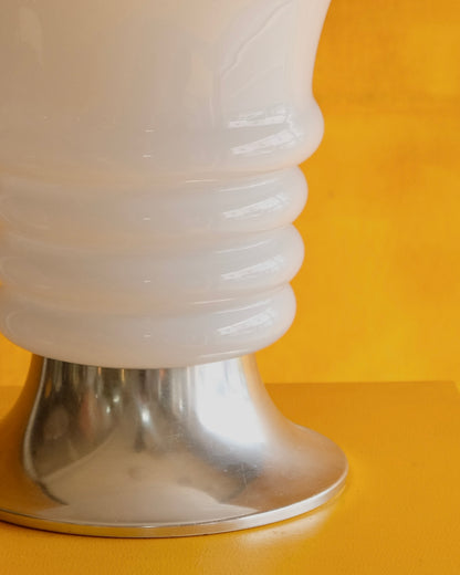 TAPERED GLASS GLOBE TABLE LAMP w. CHROME BASE