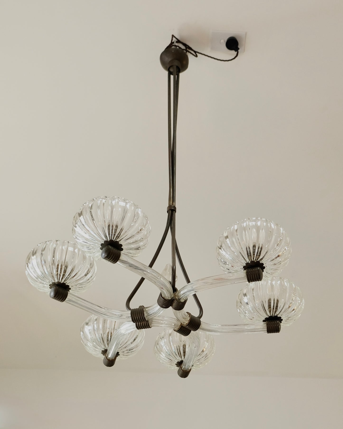 BAROVIER & TOSO FLUTED SIX LIGHT CURVED PENDANT