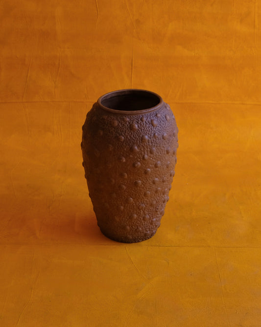 TEXTURED TERRACOTTA PLANTER