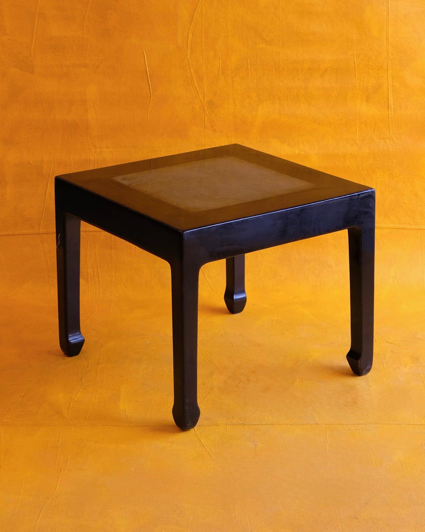 BLACK LACQUER SIDE TABLE w. STONE INSET – Tamsin Johnson
