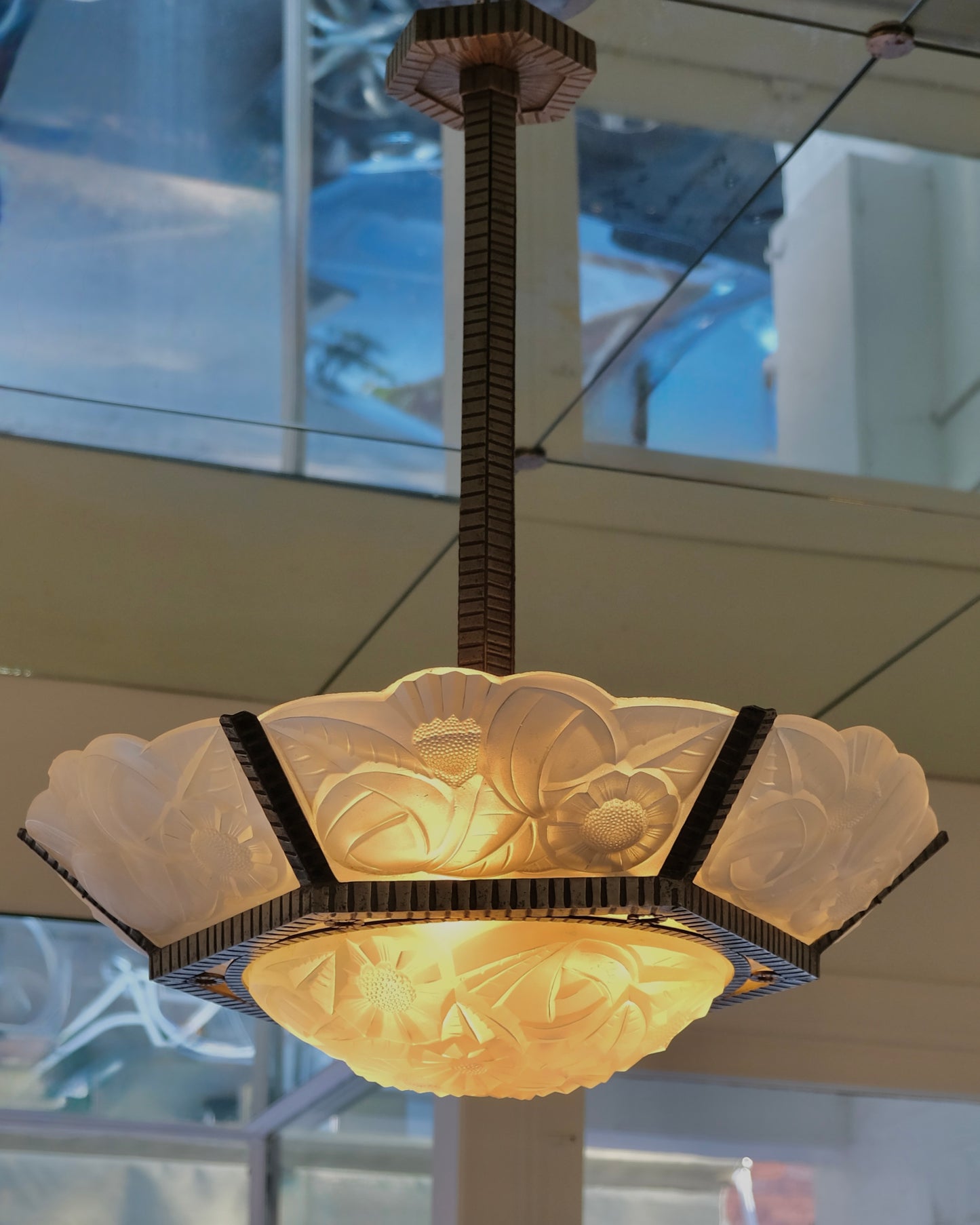 ART DECO FLORAL FROSTED GLASS PENDANT