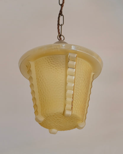 DIMPLED AMBER GLASS PENDANT w. SCALLOPED DETAIL