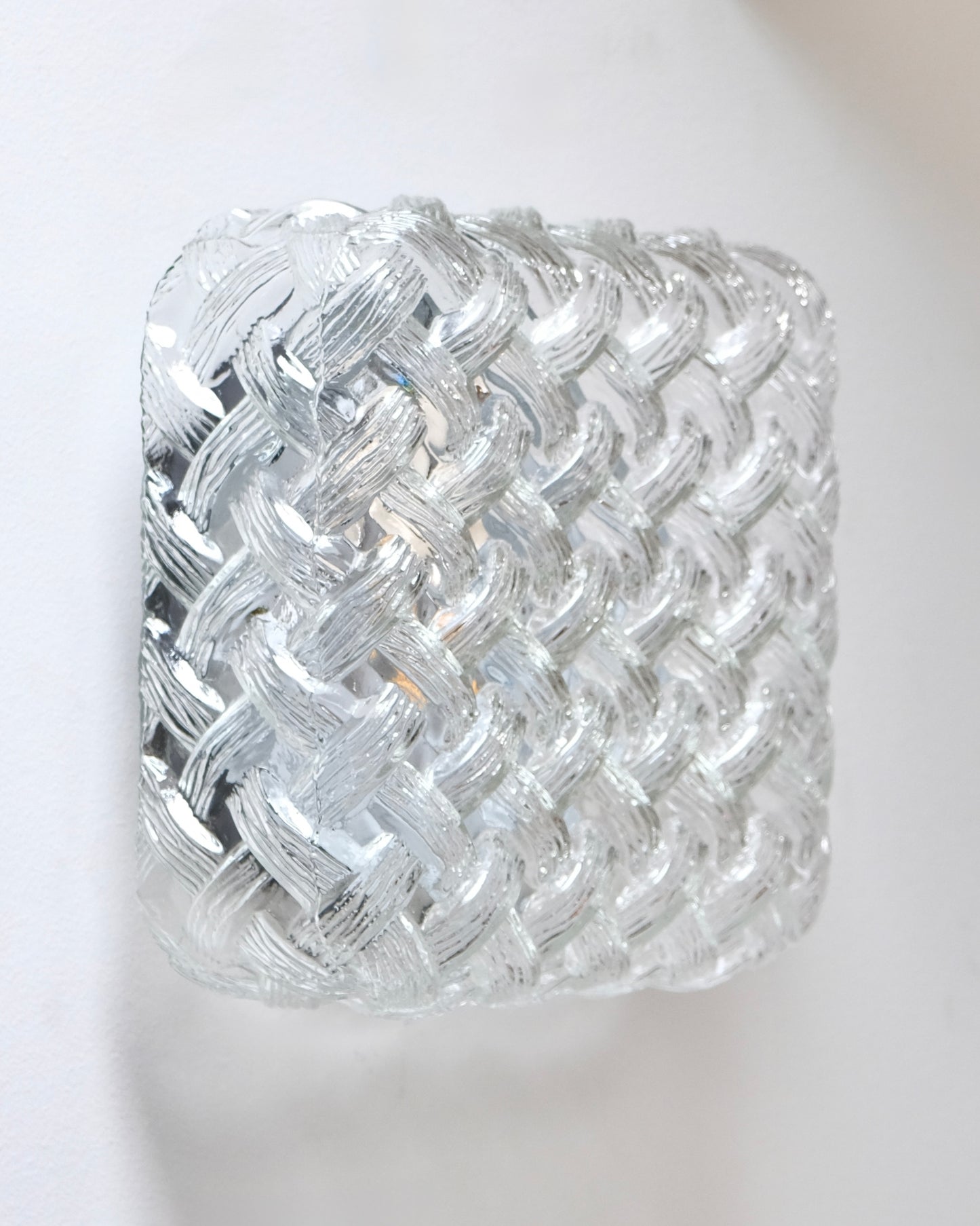 PAIR OF SQUARE WOVEN GLASS SCONCE